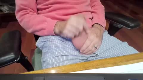 bluespycy online show from December 19, 2024, 11:07 am