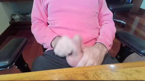 bluespycy online show from January 7, 2025, 8:52 pm