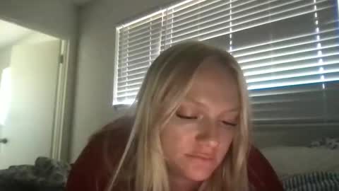 blueyebabyxoxo online show from April 17, 2026, 11:19 pm