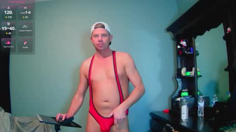 Snapshot of blueyes_hung1 chatting on February 8, 2026, 5:55 am Fun Boi online show from February 8, 2026, 5:55 am