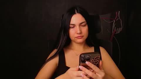 Kelly online show from October 14, 2025, 5:41 am