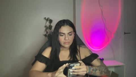 Snapshot of blumakinsey_ chatting on January 24, 2025, 7:39 pm blumakinsey_ online show from January 24, 2025, 7:39 pm