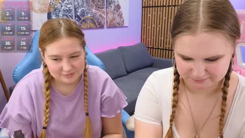 Snapshot of blush_ellie chatting on January 28, 2025, 6:28 pm Ellie3 online show from January 28, 2025, 6:28 pm