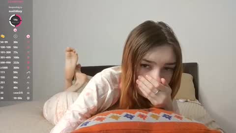 Snapshot of blush_lover chatting on October 21, 2025, 10:05 am Kate online show from October 21, 2025, 10:05 am