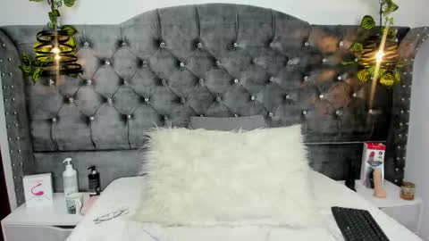 blushhabex22 online show from April 15, 2026, 3:08 pm