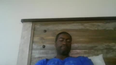 bluuthunder1914 online show from September 9, 2025, 4:39 pm