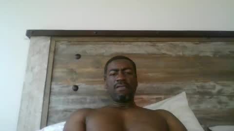 bluuthunder1914 online show from September 30, 2025, 5:51 pm