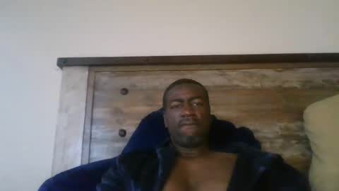 bluuthunder1914 online show from December 20, 2025, 2:02 pm