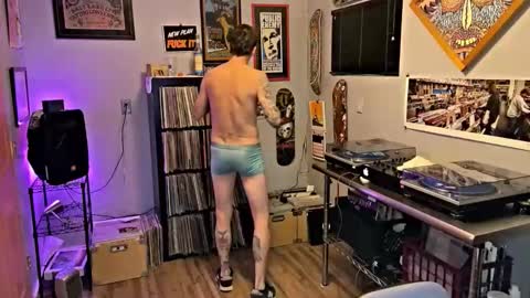 ZuperZexyZounds online show from February 2, 2026, 7:51 am