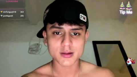 Snapshot of bob_pettersonn chatting on December 14, 2024, 4:01 am Bob INDEPENDENT MODEL online show from December 14, 2024, 4:01 am