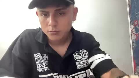 Snapshot of bob_pettersonn chatting on March 3, 2025, 10:10 pm Bob INDEPENDENT MODEL online show from March 3, 2025, 10:10 pm