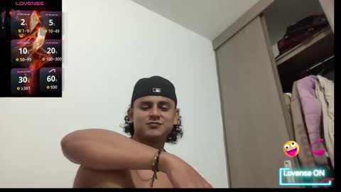 Snapshot of bob_pettersonn chatting on October 26, 2025, 2:39 am Bob INDEPENDENT MODEL online show from October 26, 2025, 2:39 am