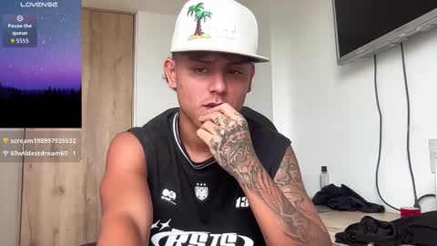 Snapshot of bob_pettersonn chatting on February 9, 2026, 5:50 pm Bob INDEPENDENT MODEL online show from February 9, 2026, 5:50 pm