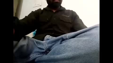 bobby_horny03 online show from March 21, 2026, 7:02 am