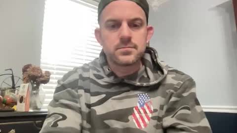 Snapshot of bobbyfer8891 chatting on November 10, 2025, 1:43 pm bobbyfer8891 online show from November 10, 2025, 1:43 pm