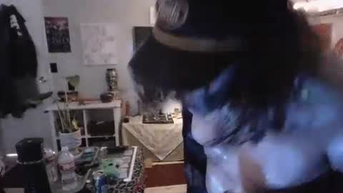 Snapshot of bobbyq2969 chatting on October 7, 2025, 9:45 pm bobbyq2969 online show from October 7, 2025, 9:45 pm