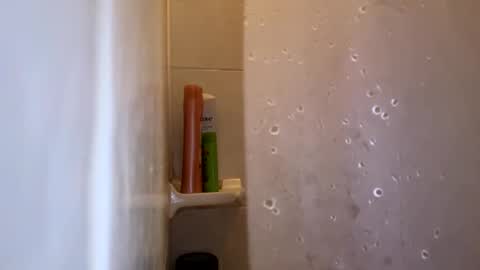 Snapshot of bobfish663 chatting on September 29, 2025, 6:40 am bobfish663 online show from September 29, 2025, 6:40 am