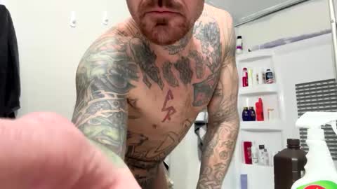 Snapshot of bodyart85_19 chatting on December 24, 2024, 2:32 am Bodyart85 19 online show from December 24, 2024, 2:32 am