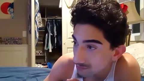 Snapshot of bodyyattiyatti chatting on March 3, 2025, 11:33 am Sailorartemis online show from March 3, 2025, 11:33 am