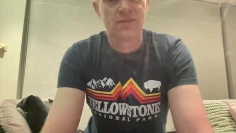 Snapshot of boegieboy76 chatting on January 3, 2025, 9:15 pm ask me online show from January 3, 2025, 9:15 pm