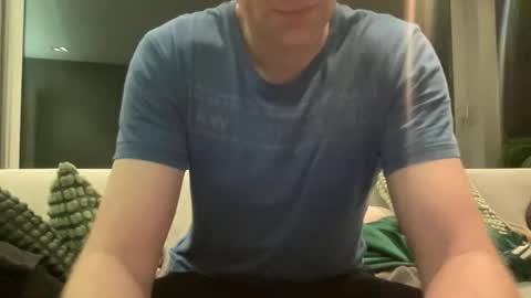 Snapshot of boegieboy76 chatting on February 24, 2025, 10:03 pm ask me online show from February 24, 2025, 10:03 pm