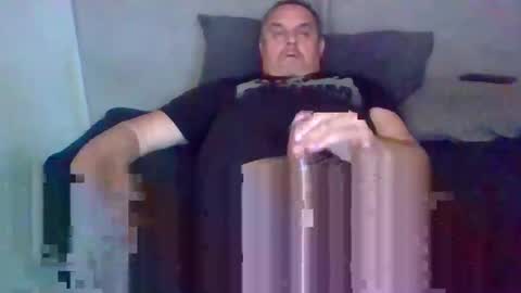 Snapshot of boidady chatting on October 31, 2025, 8:26 am emilio online show from October 31, 2025, 8:26 am