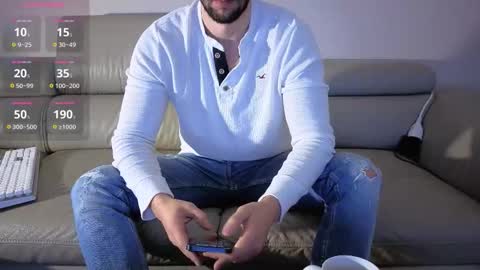 boiteasex online show from March 18, 2026, 5:54 am