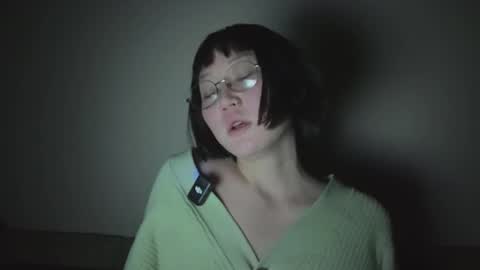 Yuko-chan online show from January 14, 2025, 6:38 pm