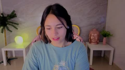 Bonnie  online show from April 21, 2026, 1:06 pm