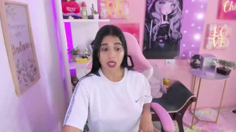 Snapshot of bonnie_benet chatting on October 17, 2025, 3:42 am Bonnie online show from October 17, 2025, 3:42 am