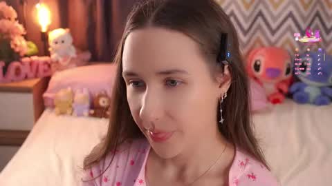 Emma online show from October 3, 2025, 1:13 am