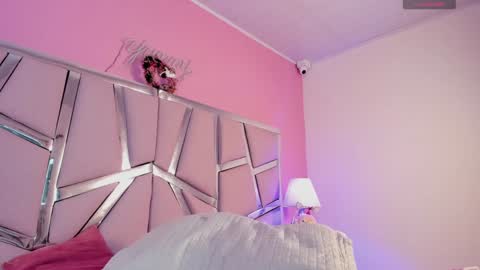 Bonnie  online show from December 28, 2024, 9:30 pm