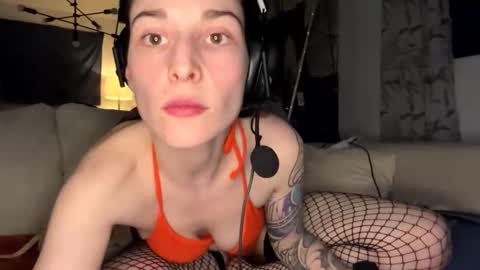 bonniewof online show from April 19, 2026, 8:02 am