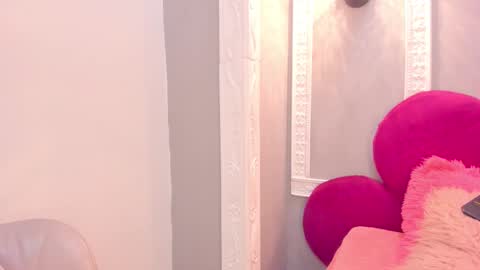 Bonnie online show from February 28, 2026, 1:56 pm