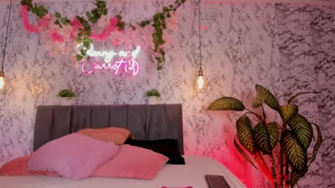 bonny_and_carrot online show from February 21, 2026, 7:26 pm