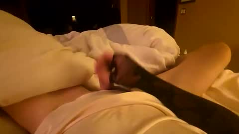 Snapshot of bono0155 chatting on November 25, 2025, 10:48 am silky sissy sarah online show from November 25, 2025, 10:48 am