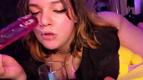 Snapshot of booboosperfectfacefuck chatting on January 29, 2025, 8:56 pm Nova sub to my fan club for free pms and sexy sloppy videos online show from January 29, 2025, 8:56 pm