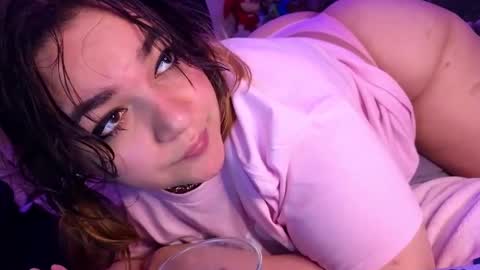 Snapshot of booboosperfectfacefuck chatting on February 28, 2025, 6:10 am Nova sub to my fan club for free pms and sexy sloppy videos online show from February 28, 2025, 6:10 am