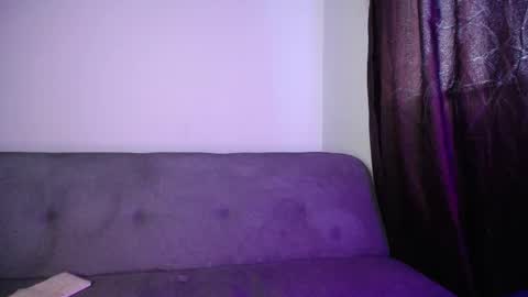 Snapshot of boobs_magic chatting on November 28, 2025, 9:39 pm KIM online show from November 28, 2025, 9:39 pm