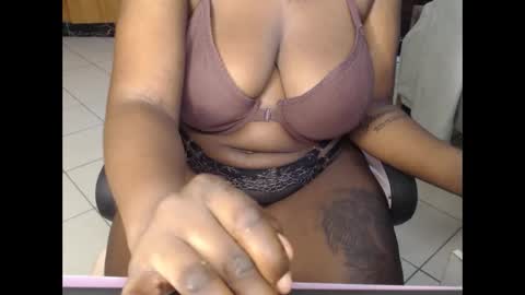 Snapshot of booby_candy chatting on November 9, 2025, 2:21 am booby_candy online show from November 9, 2025, 2:21 am