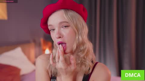 Snapshot of boobybliss chatting on October 19, 2025, 8:15 am Alina online show from October 19, 2025, 8:15 am