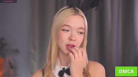 Snapshot of boobybliss chatting on November 3, 2025, 7:09 am Alina online show from November 3, 2025, 7:09 am