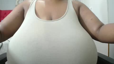 Snapshot of boobygoddessxxx chatting on November 15, 2025, 12:13 pm boobygoddessxxx online show from November 15, 2025, 12:13 pm