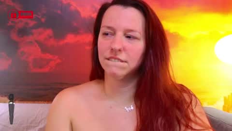 Snapshot of boobyianax chatting on October 16, 2025, 6:25 am BoobyIANAx online show from October 16, 2025, 6:25 am