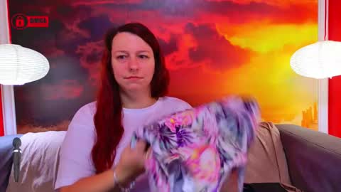 Snapshot of boobyianax chatting on October 18, 2025, 6:05 am BoobyIANAx online show from October 18, 2025, 6:05 am