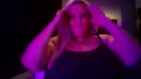 Snapshot of bookish_baddie chatting on May 9, 2026, 7:24 am Ashlie Haines online show from May 9, 2026, 7:24 am