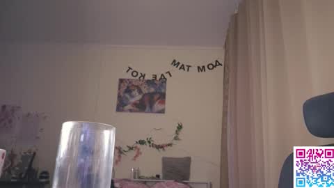 Milena online show from February 10, 2026, 2:37 am