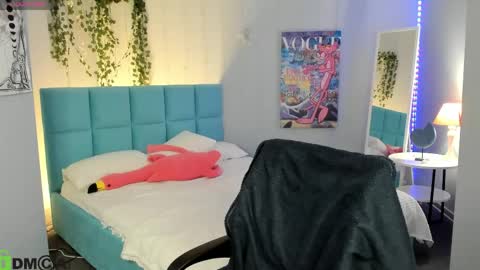 Milena online show from March 17, 2026, 3:00 am