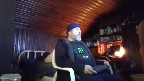 Booshwa online show from January 4, 2025, 6:19 pm