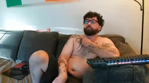 Snapshot of boredandirish21 chatting on September 30, 2025, 8:47 pm boredandirish21 online show from September 30, 2025, 8:47 pm